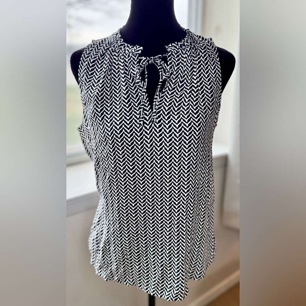 NWT Talbots black white chevron sleeveless ruffle neck preppy casual blouse S